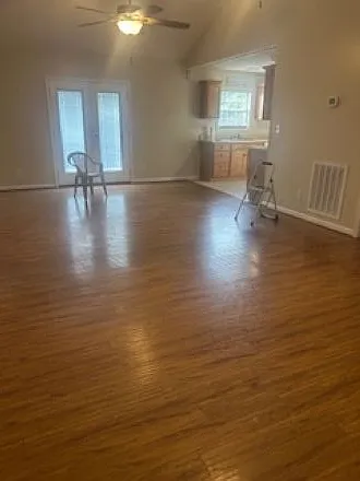 2303 Clarksville Rd — Photo 2