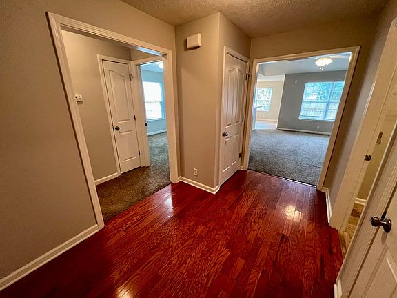3rd image of 1539 Ballater Dr