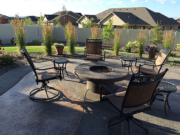 4th image of 3068 Western Bluffs Blvd