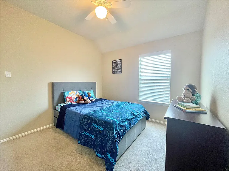 33010 Greenfield Forest Dr — Photo 37