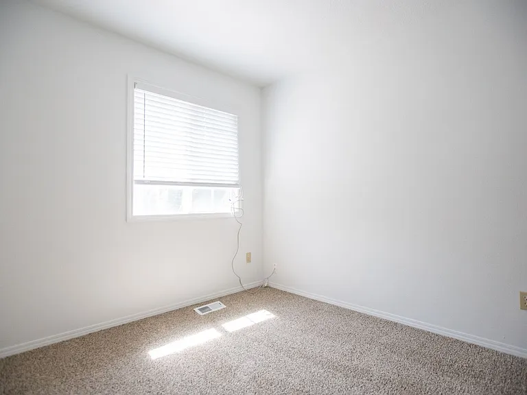 8471 SW Bonaventure Ln — Photo 20