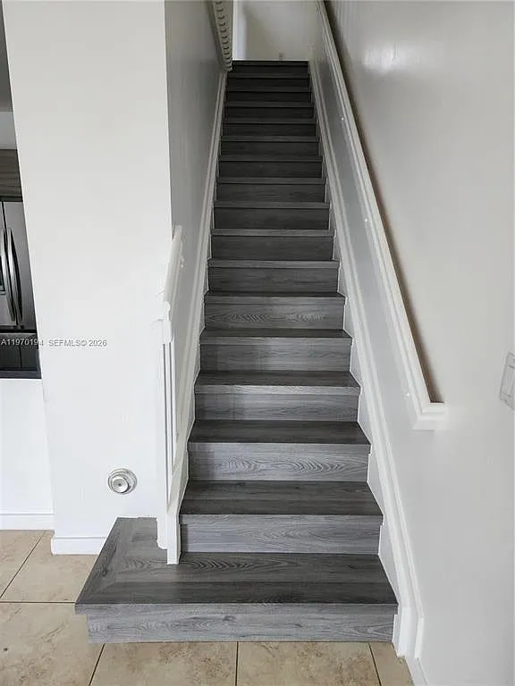 3 bed, 2.5 bath, 1500 sqft, $3,100 — Photo 3