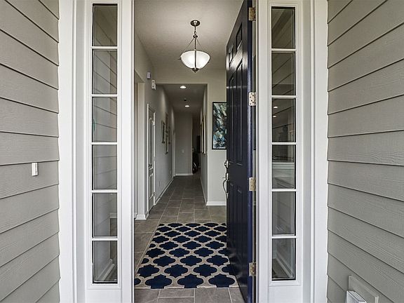 2nd image of 86501 Lazy Lake Cir