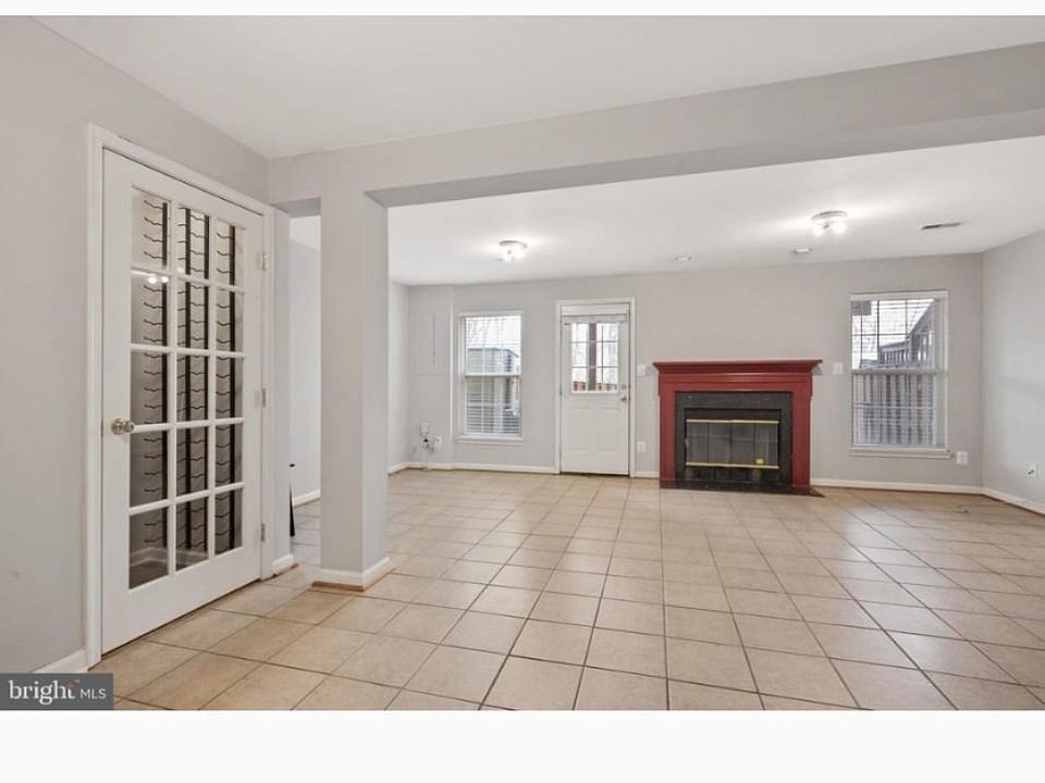 1st image of 2596 Sylvan Moor Ln #Basement