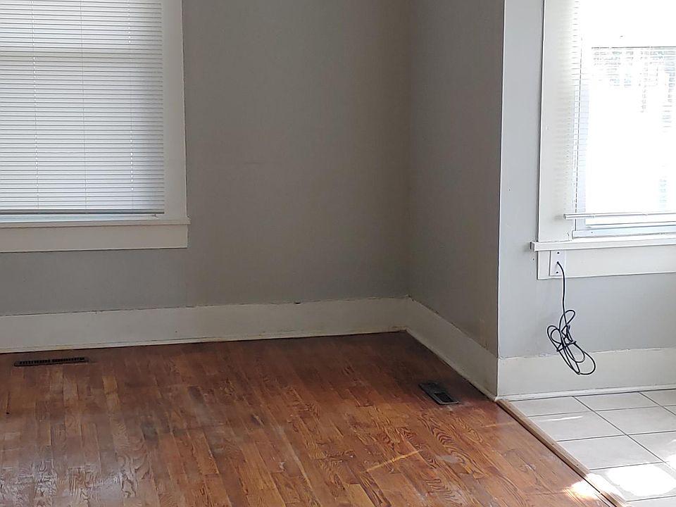 1st image of 803 N Locust St #A