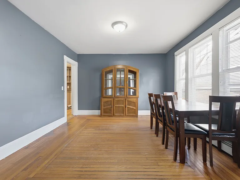 2 Oakland Ave — Photo 8