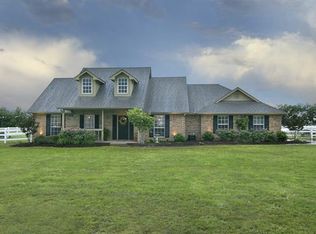 2000 Bear Springs Dr, Haslet, TX 76052