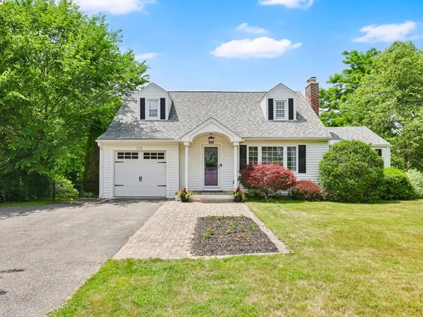 378 Roosevelt Ave, Springfield, MA 01118