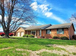 3000 Cumberland Dr, Boonville, IN 47601