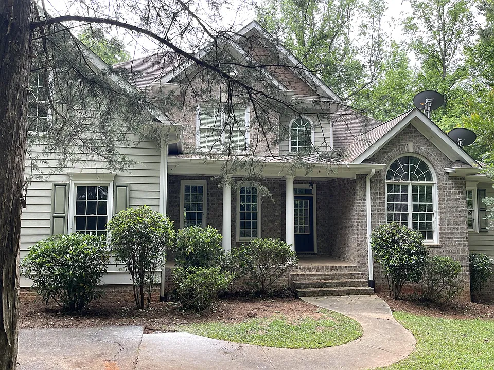 3910 S Barnett Shoals Rd
