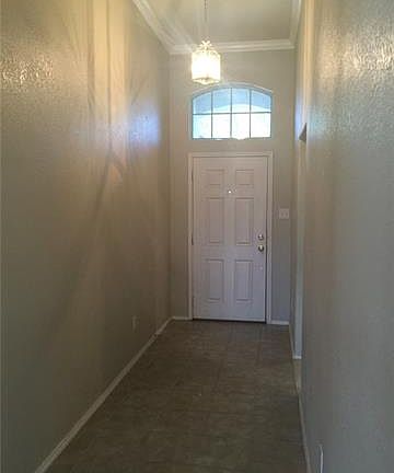 2nd image of 1917 Belmont Dr