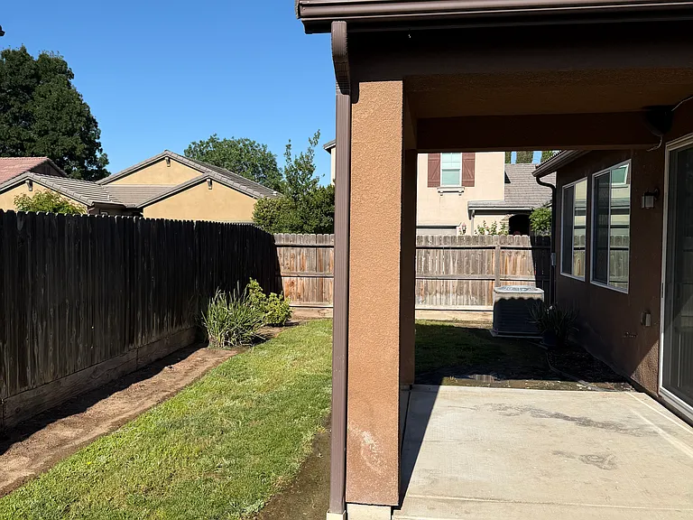 1774 W Burgundy Way — Photo 15