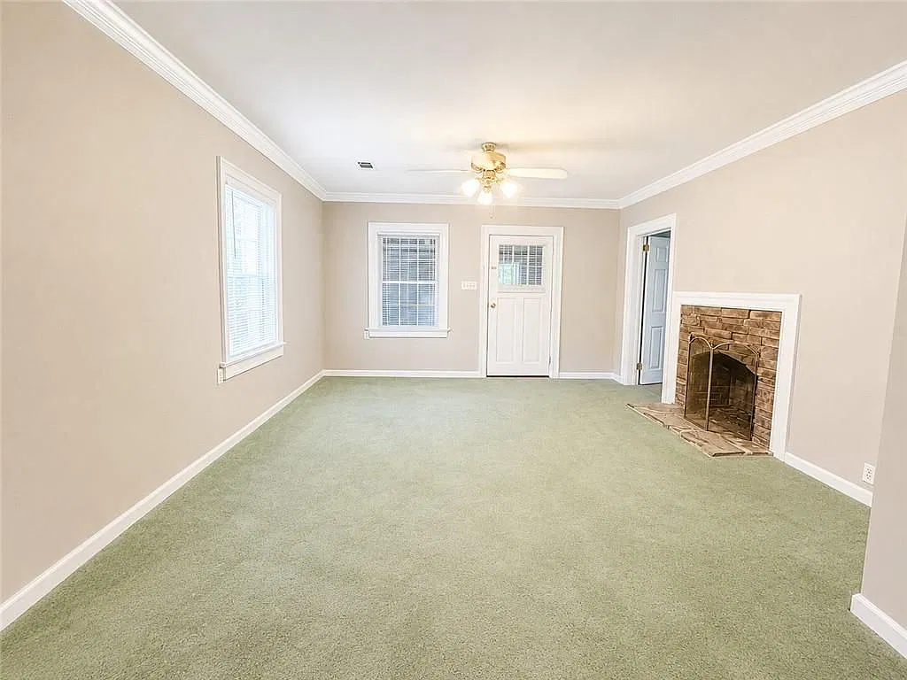 2 bed, 1.0 bath, 1170 sqft, $2,000 — Photo 4