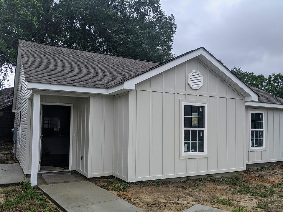 1st image of 2260 Monica Dr