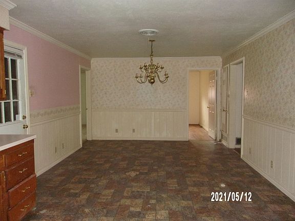 4th image of 1039 Patricia Dr