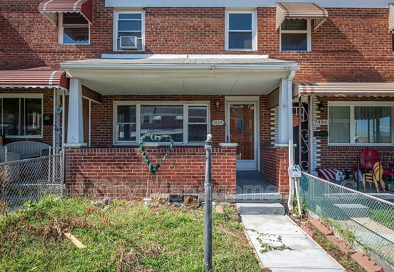 7484 Rabon Ave — Photo 4