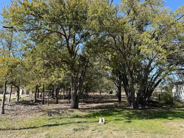 699 S Cotrell St, Bartlett, TX 76511