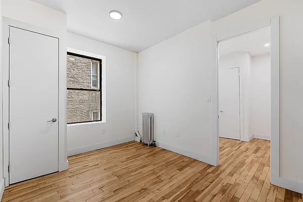 Rented by REAL New York | media 19