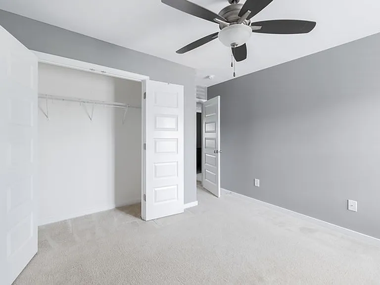 17604 Wynstone Park Ln — Photo 29