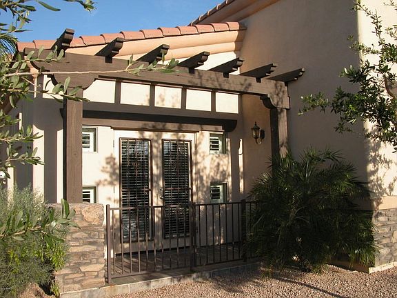 2nd Bdrm Ext Entry & Patio