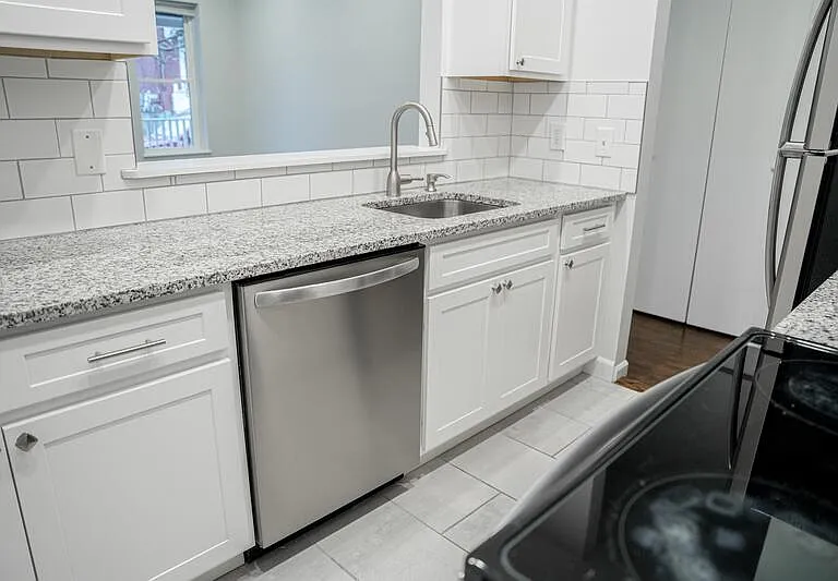 18 S Bridge St #4 — Photo 2