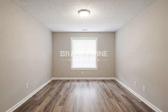 12339 Lakeside Pkwy — Photo 20