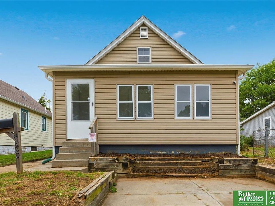 1st image of 4430 S 32nd St