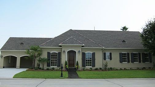 Elegant New Garden Home