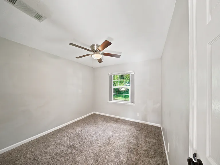 516 Buena Vista Dr — Photo 6