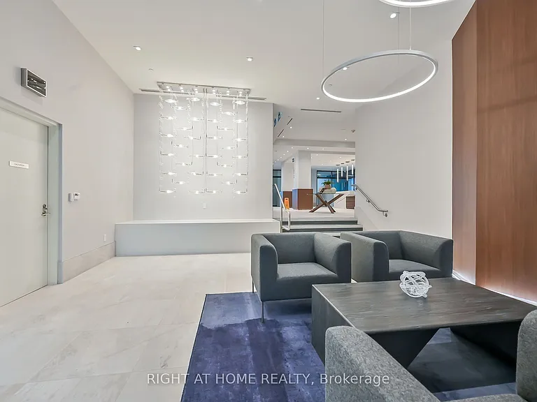 385 Winston Rd #701 — Photo 24