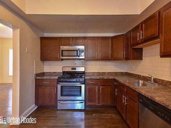 4th image of 901 W Agatite Ave #Ua1