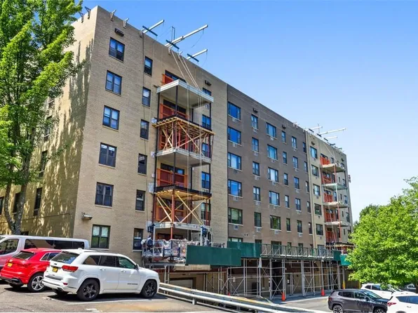 35 Stewart Place #303, Mount Kisco, NY 10549