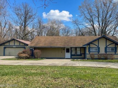 21136 Randall St, Farmington Hills, MI, 48336