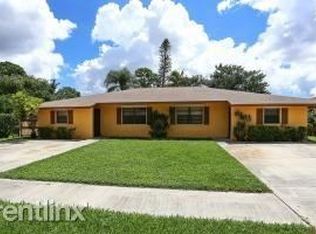 9088 W Highland Pines Blvd, Palm Beach Gardens, FL 33418