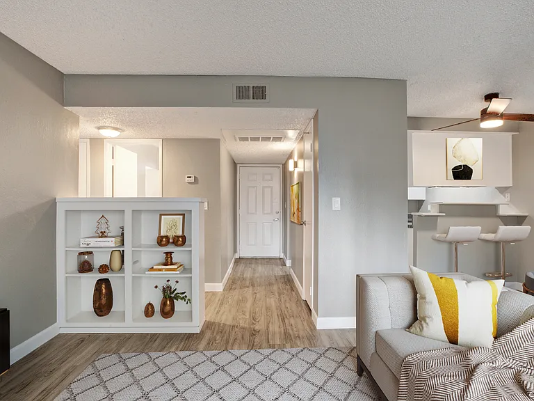 River Blu Apartments — Photo 12