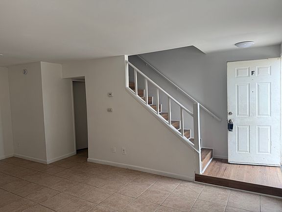 3rd image of 4128 W Avenue L APT F