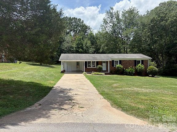 3rd image of 5406 Canterbury Rd