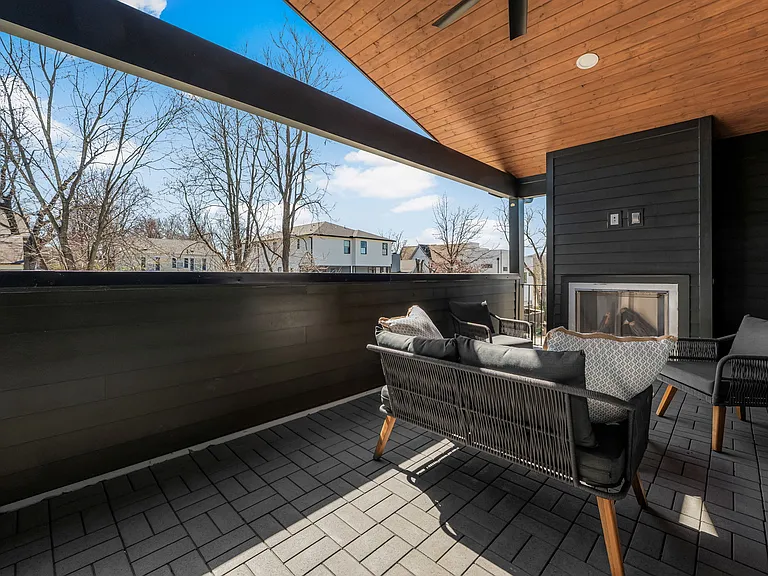 1510 Boscobel St #A — Photo 28