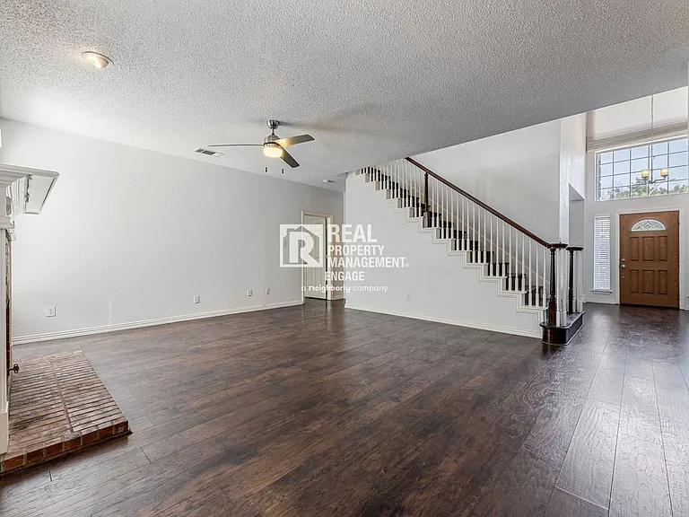 8817 Pocono Dr — Photo 20