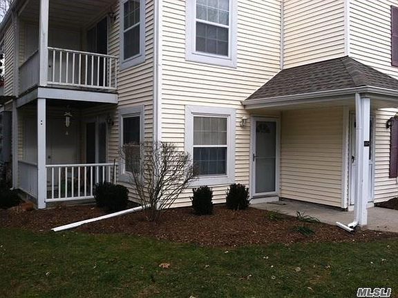 5th image of 337 Artist Lake Dr