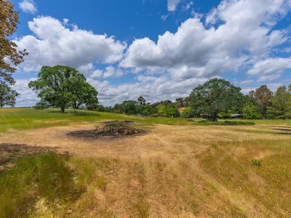 Meadow Oaks, Valley Springs, CA 95252