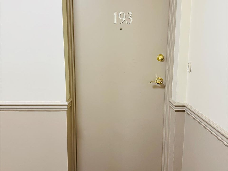 1st image of 193 Deer Ct Drive