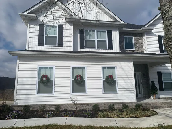 125 Pineberry East Rd, Oak Ridge, TN 37830