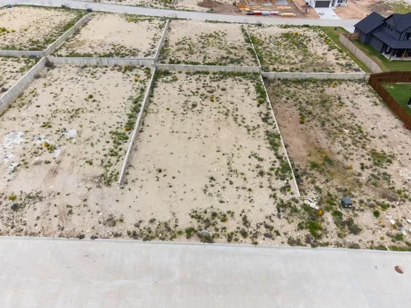 104 Hill St, Glen Rose, TX 76043