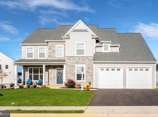 424 Thatcher Ln #96, Lititz, PA 17543