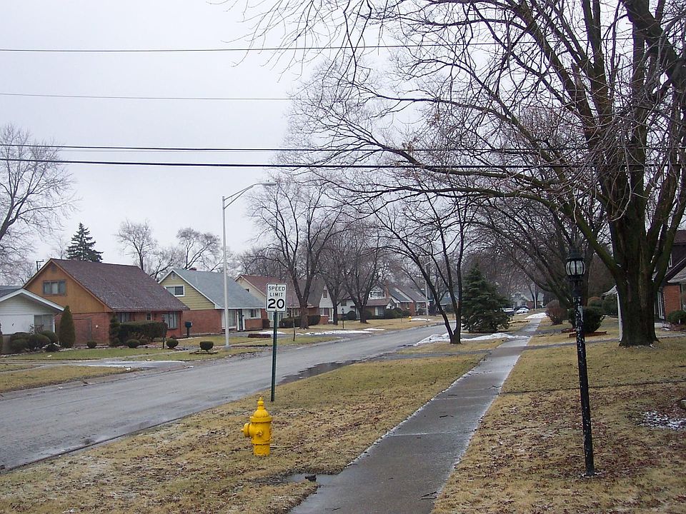 2nd image of 3907 168th St