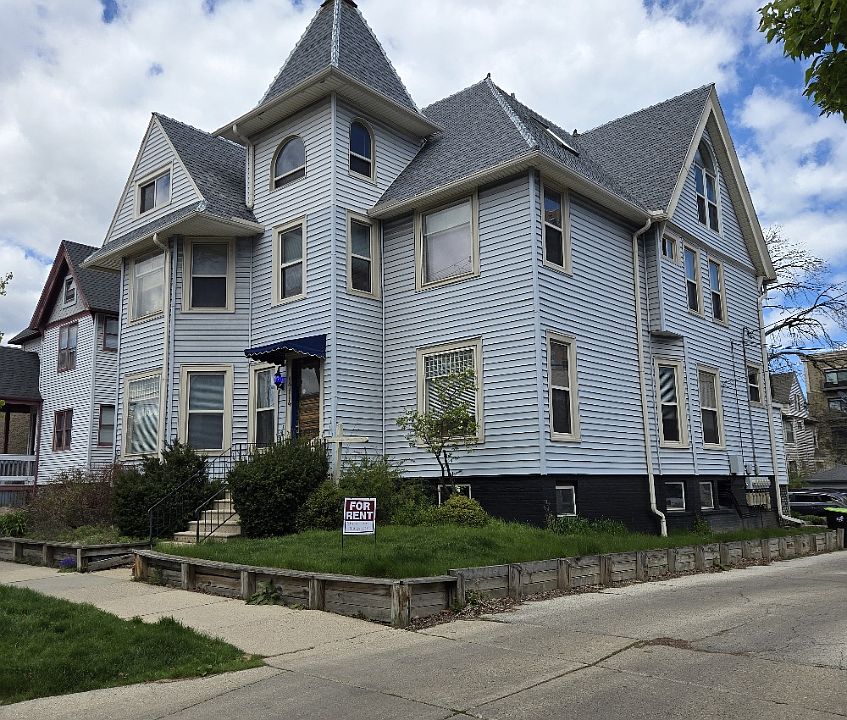 1st image of 1714 E Irving Pl APT 1