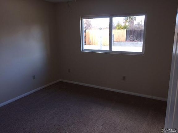 5th image of 756 Robert Dr