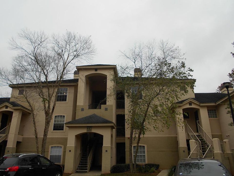 1st image of 1655 The Greens Way APT 2331