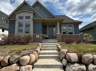 4061 Monarch Ln N, Lake Elmo, MN 55042